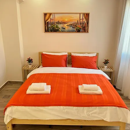 Mubu Old Apartament *